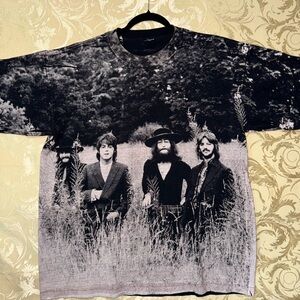 Vintage 1995 AOP The Beatles Black and Gray Short Sleeve Tee with Graphic Design